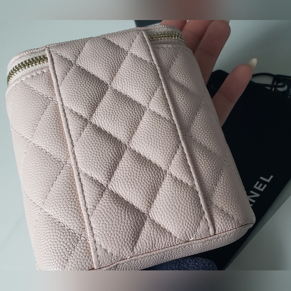 SOLD 💯 Brand New‼️ Chanel Vanity 💯 - Picture 15 of 15